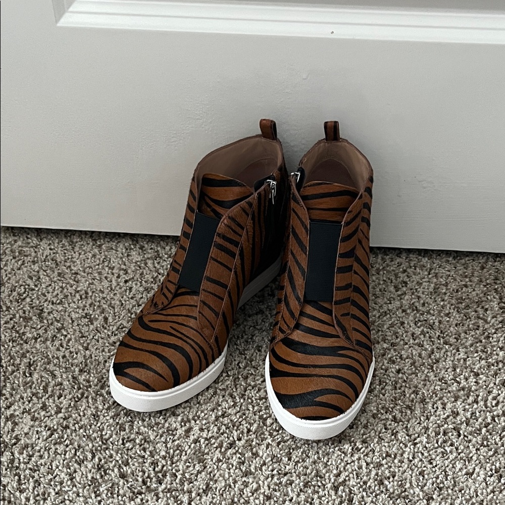 Amazing Wedge Sneakers